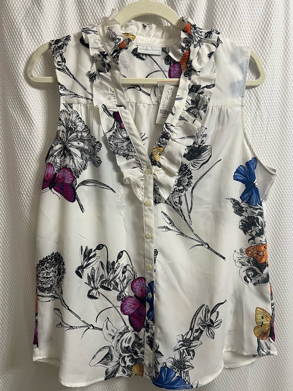 New York & Company White Sleeveless Ruffle-Trim Floral Butterfly Blouse